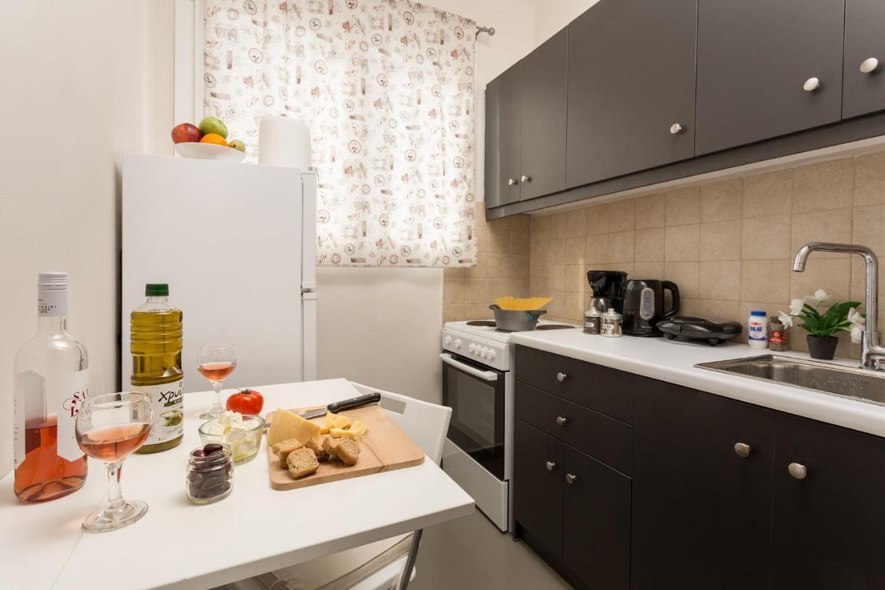 Homely Apartments By Athens Stay Bagian luar foto